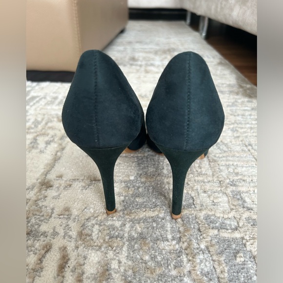 Beautiful ZARA Green Pointed Toe Heel in Size 37/ 6 1/2 - Picture 5 of 7